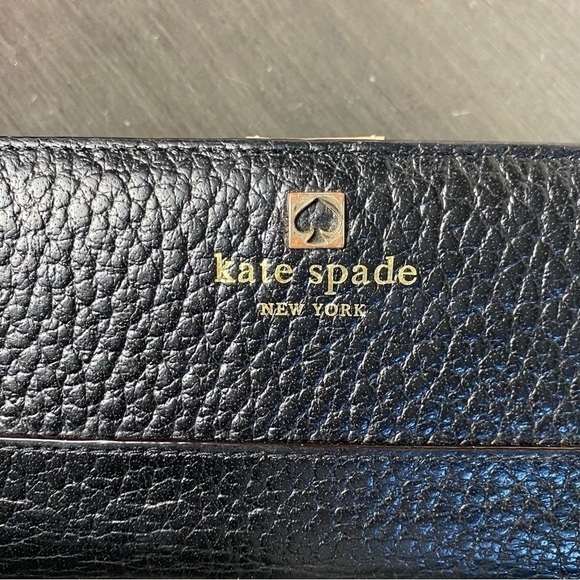 KATE SPADE Black Pebbled Leather Long Zippy Bi-Fold Wallet Wristlet - Picture 3 of 15
